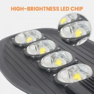 China Factory for China 180W IP68 Waterproof Split LED Solar Street Light with CB CE Certification and Lithium Battery Control System for Roads and Garden