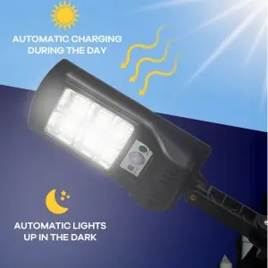 Factory Customized 24W Outdoor RGB P65 Small Low Voltage 12V LED Inground Tree Lawn Landscape Garden Palm Coconut Tree Spike Flood Spot Lights